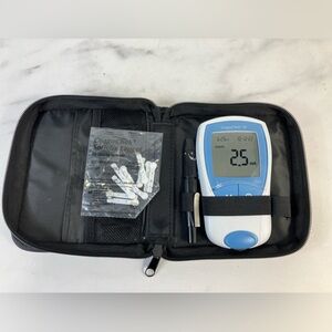 ROCHE COAGUCHEK XS SYSTEM COAGUCHECK